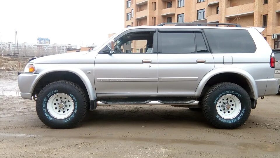 Колеса паджеро спорт 1. Pajero Sport 1 диски. ORW Pajero Sport 1. ORW диски на Митсубиси Паджеро спорт 1. Диски Mitsubishi Pajero Sport 1.