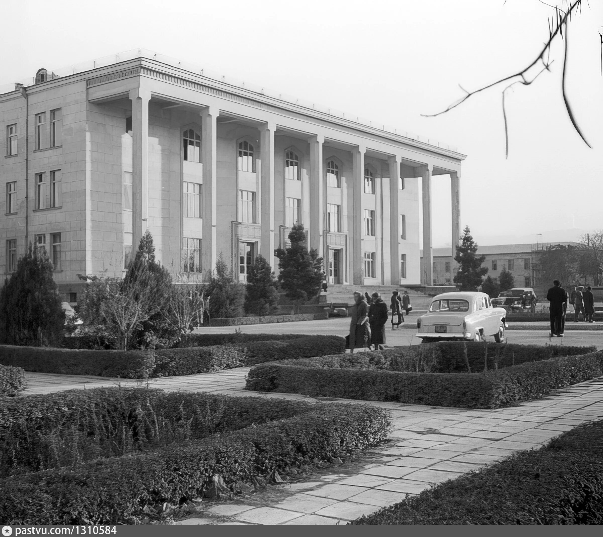 Центр технологий академии наук туркменистана. Академия наук туркменистана. Ашхабад академия наук. Туркменская академия наук ссср. Академия наук туркменистана.