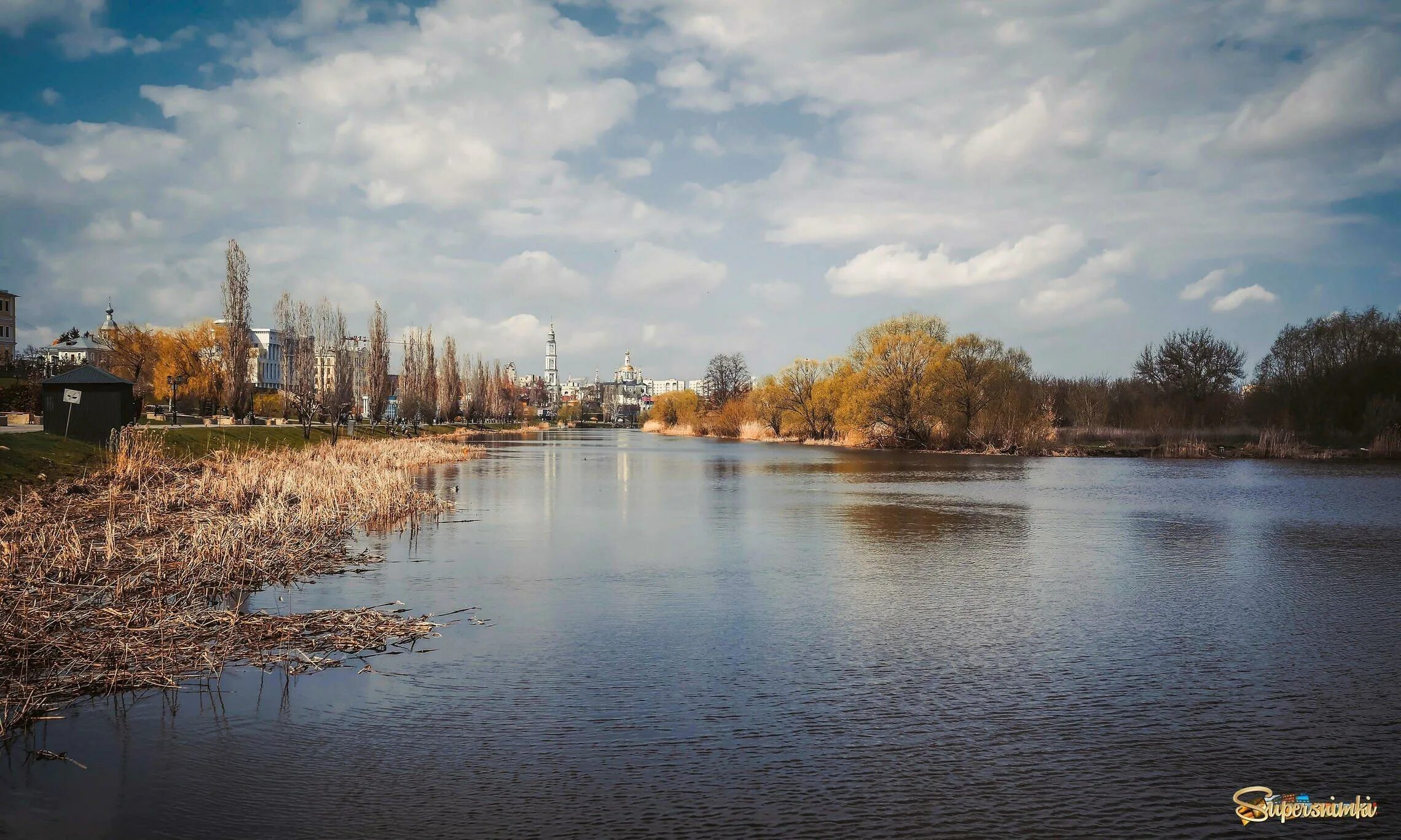 Тамбов река цна. Река Цна Тамбов. Река Цна Моршанск. Река Цна Егорьевск. Тамбов осенняя река Цна.