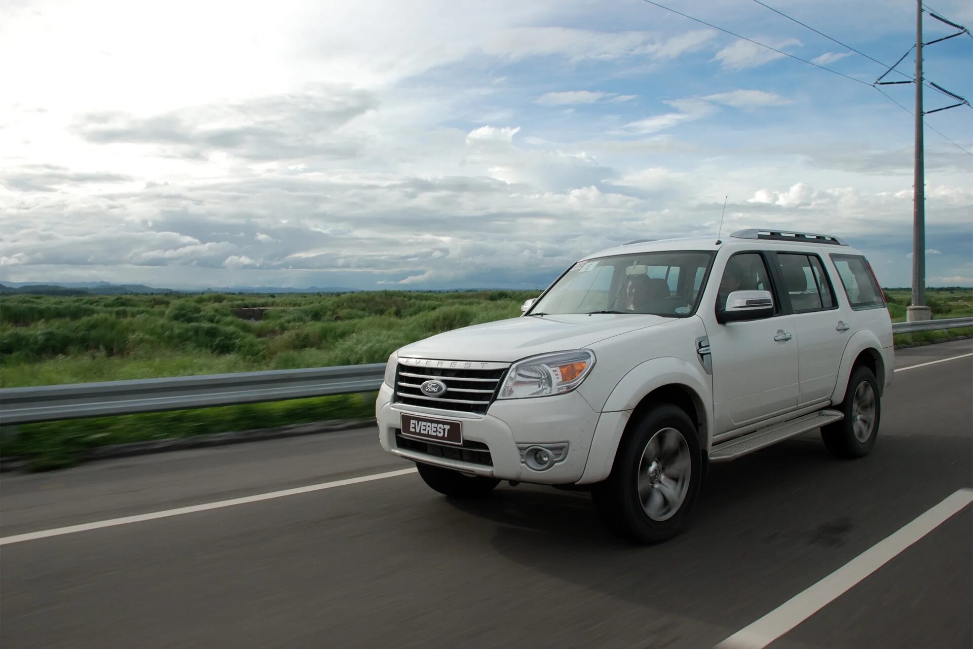 Эверест авто. Форд Эверест 2012. Форд Эверест 2010. Форд Эверест 2009. Xe Ford Everest.