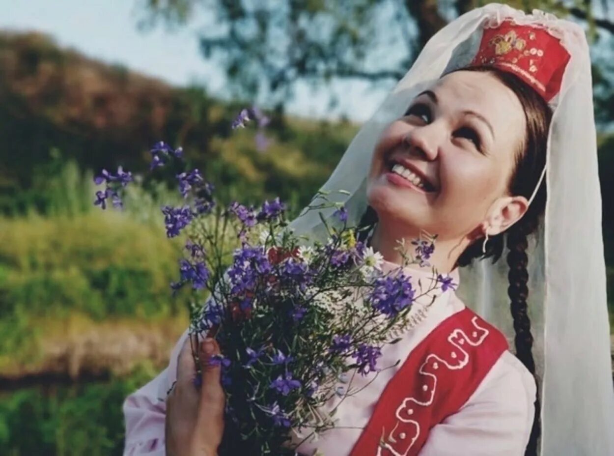 Красивая татарка песня