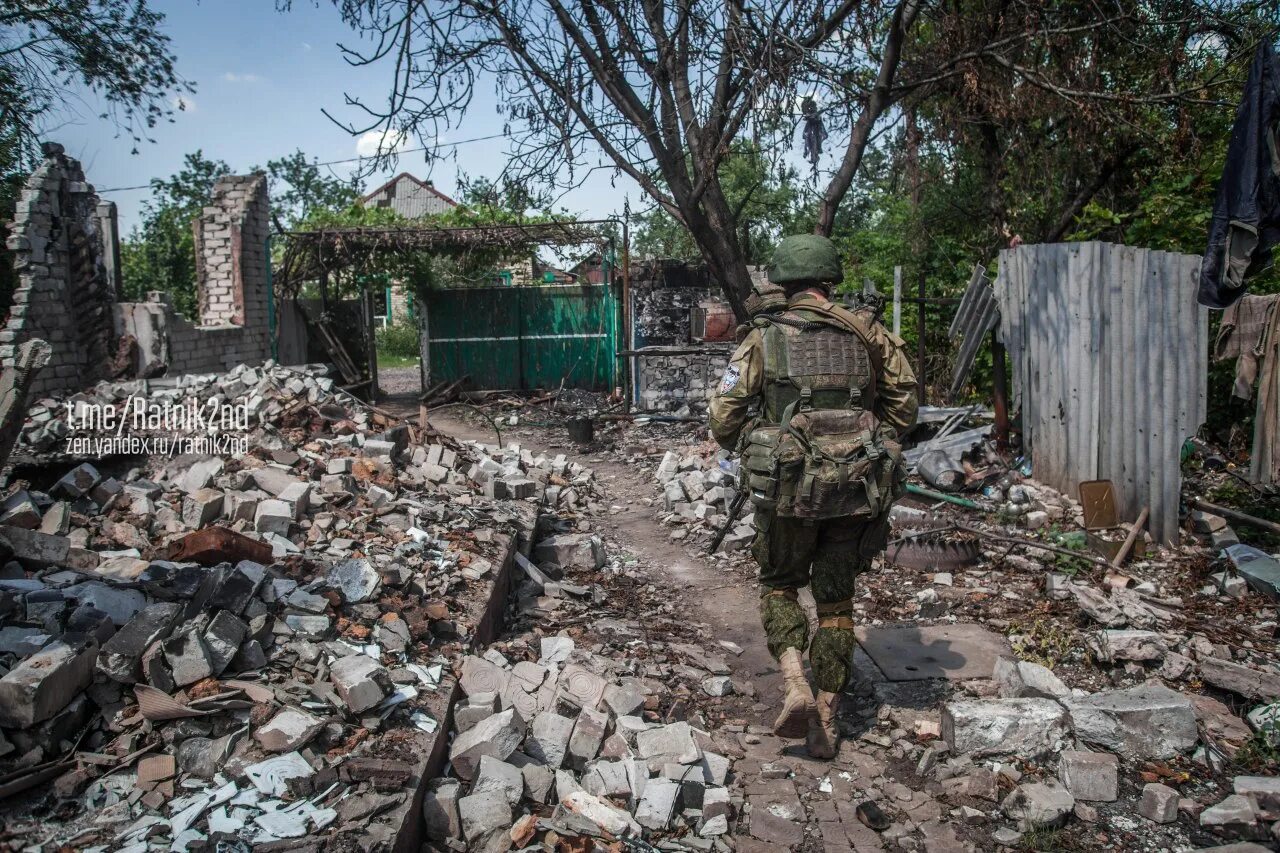 Поддубный военкор. Последние сводки военкоров. Поддубный военкор. Солдаты лнр. Пантелеймоновка мины.