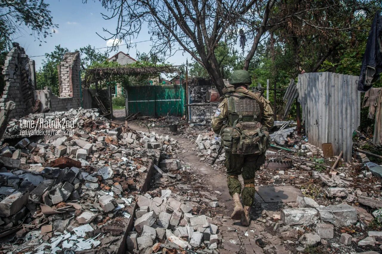 Бой в Коминтерново.. Обстрелянные поля на Украине. Территория ДНР. Пантелеймоновка ДНР прилет. Последняя сводка на донбассе