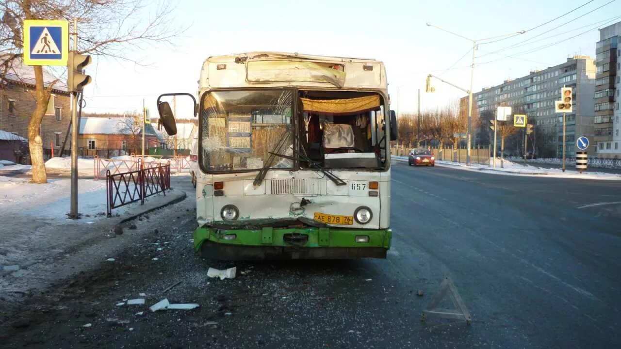 Автобус заливино калининград. Mercedes benz o 407 2021. Маршрутка фрунзе. Фрунзе смоленск. Сад фрунзе оренбург.