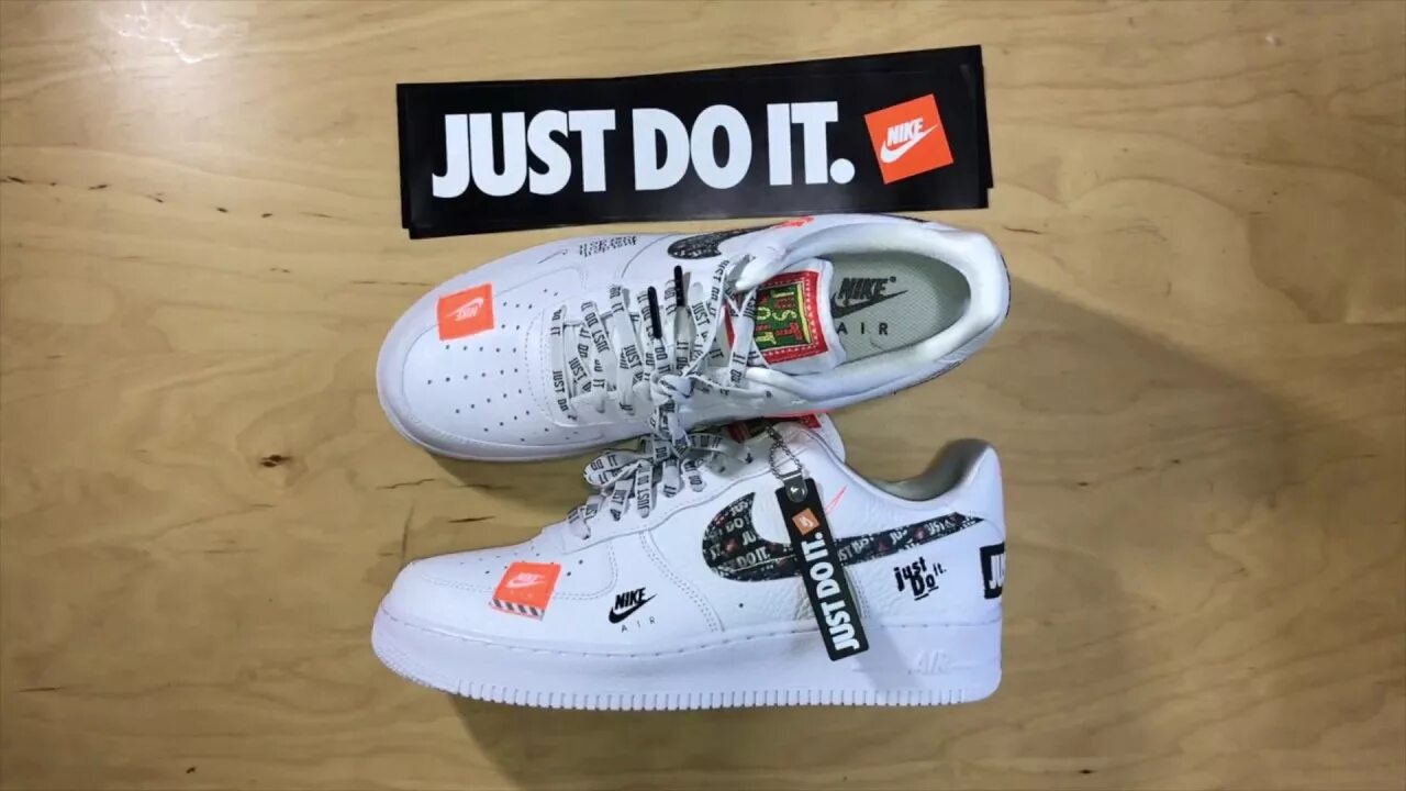 Как отличить форсы. Найк АИР Форс just do it. Nike Air Force 1 just do it.