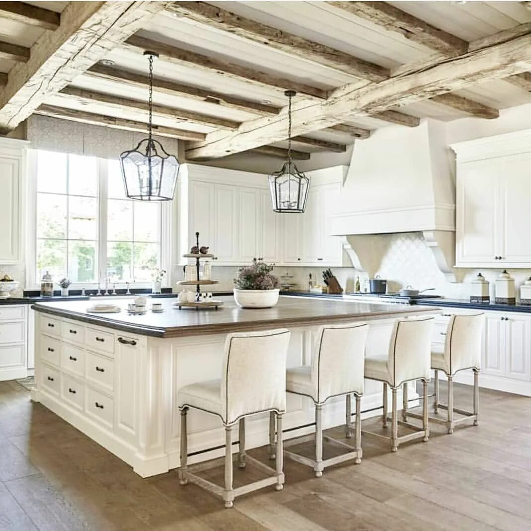 Is "No Hardware" the New Hardware Trend for Kitchens? Modern kitchen cabinet des