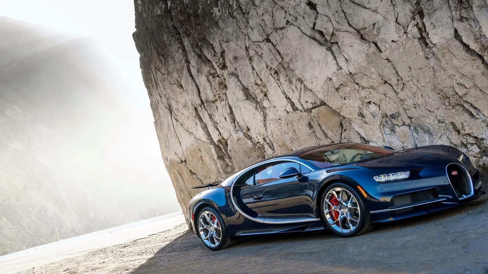 Бугатти вейрон 2022. Широн текст. Bugatti chiron номера. Бугатти значок chiron. Бугатти надпись.