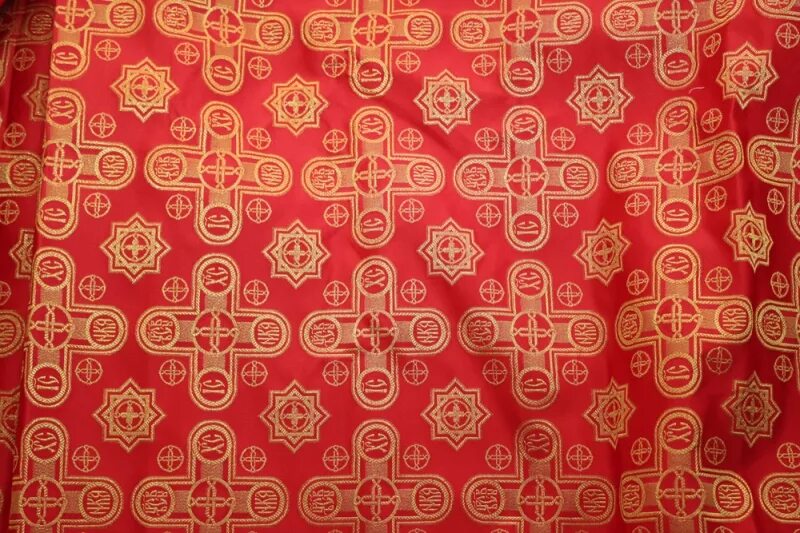 церковные ткани москва. церковная ткань шелк. парча красная "евфросиния". церковные ткани. облачение на престол.