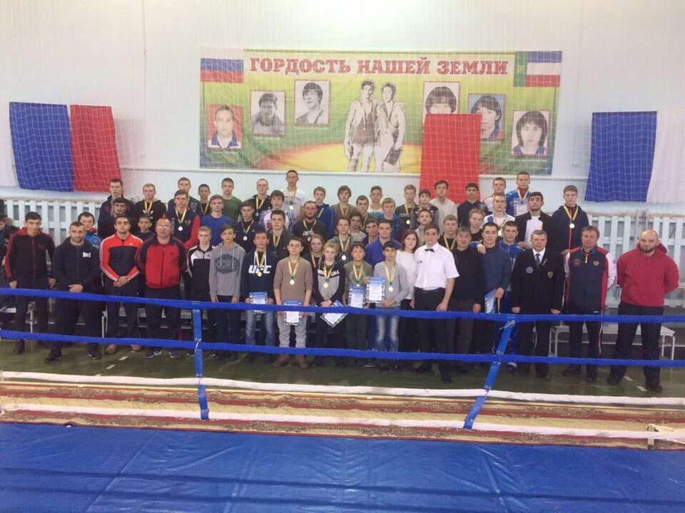 Кикбоксинг саяногорск. Кикбоксинг хакасия. Кикбоксинг цска абакан. Кикбоксинг абакан. Кикбоксинг цска абакан.