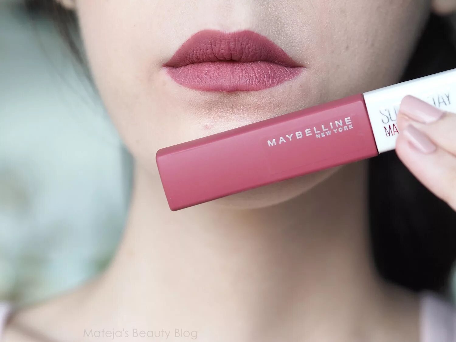 Помада для губ maybelline super stay. Maybelline SUPERSTAY Matte Ink 180. Матовая помада мейбелин SUPERSTAY. Мейбелин супер стей помада Matte l Ink. Maybelline SUPERSTAY помада.