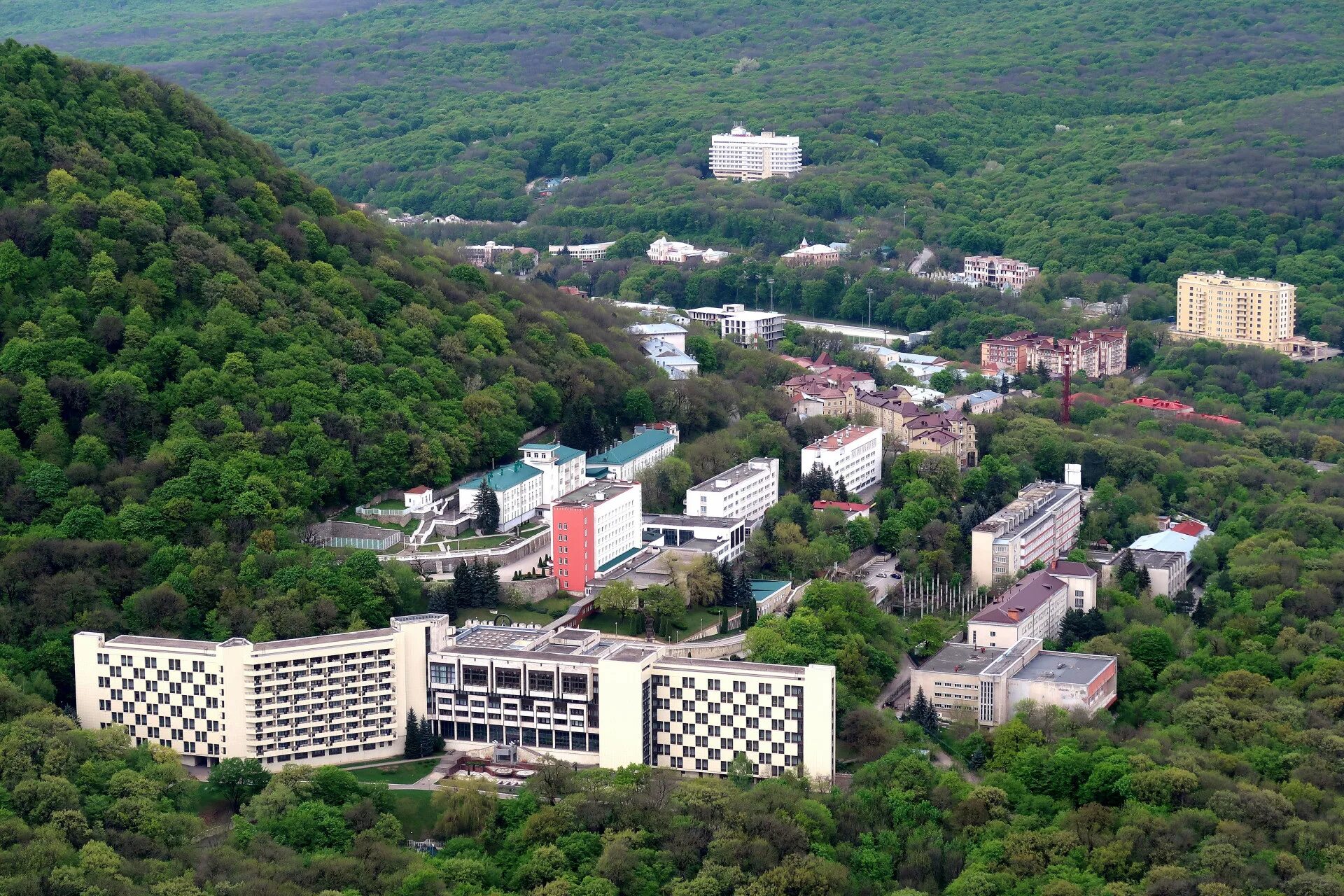 Эиос железноводск. Ставропольский край Железноводск санаторий. Курорты Ставропольского края Железноводск. Санаторий Дубрава Железноводск. Железноводск 2023.