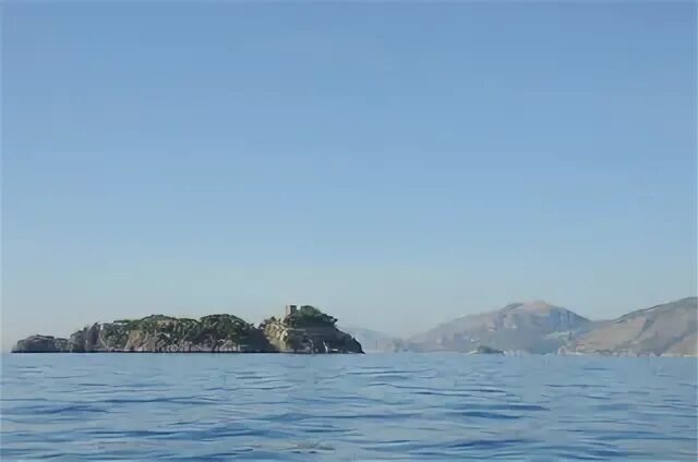 Остров Галло лунго. Остров ли Галли Италия. Архипелаг ли Галли