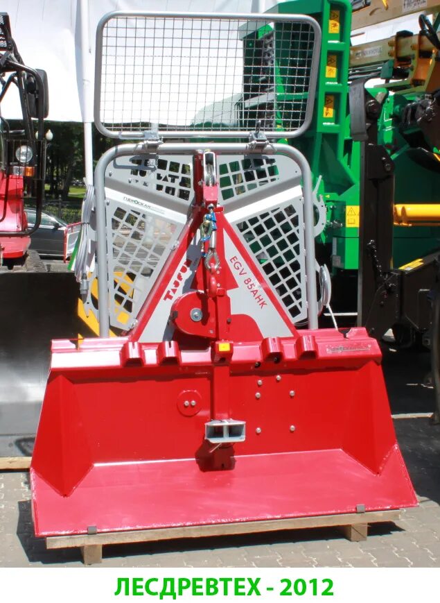лебедка трелевочная лесная с. лебедка трелевочная для мтз 82. лебедка на мтз 82 для леса трелевки. трелевочная лебедка egv 55. лебедка тайфун egv 55a.
