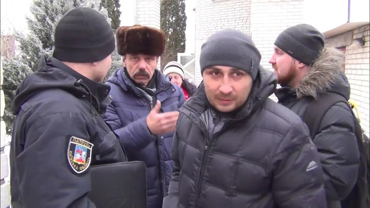 Рейдерский захват валдберис новости. Рейдерский захват в чехове. Рейдерский захват валдберис новости. Рейдерский захват валдберис новости. Видео рейдерский захват предприятий.