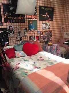 Moms room