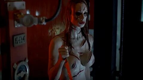 Tits in the movie Thirteen Ghosts / Thir13en Ghosts (2001) - pikabu.monster...