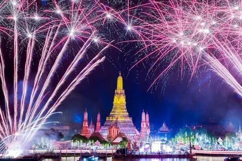 Кто 1 в мире встречает новый год
