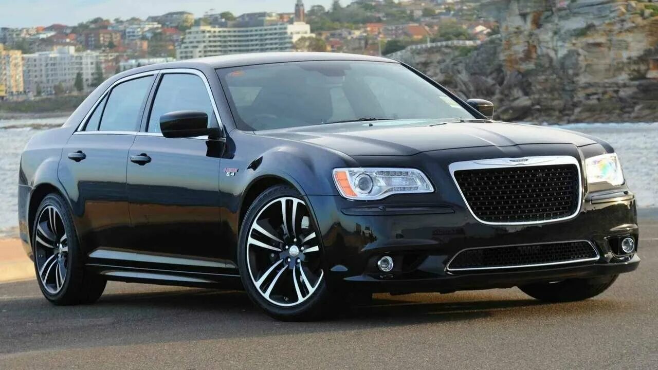 Крайслер 300с srt8. Chrysler 300 srt-8. Chrysler 300c. Chrysler 300c srt8 LX.