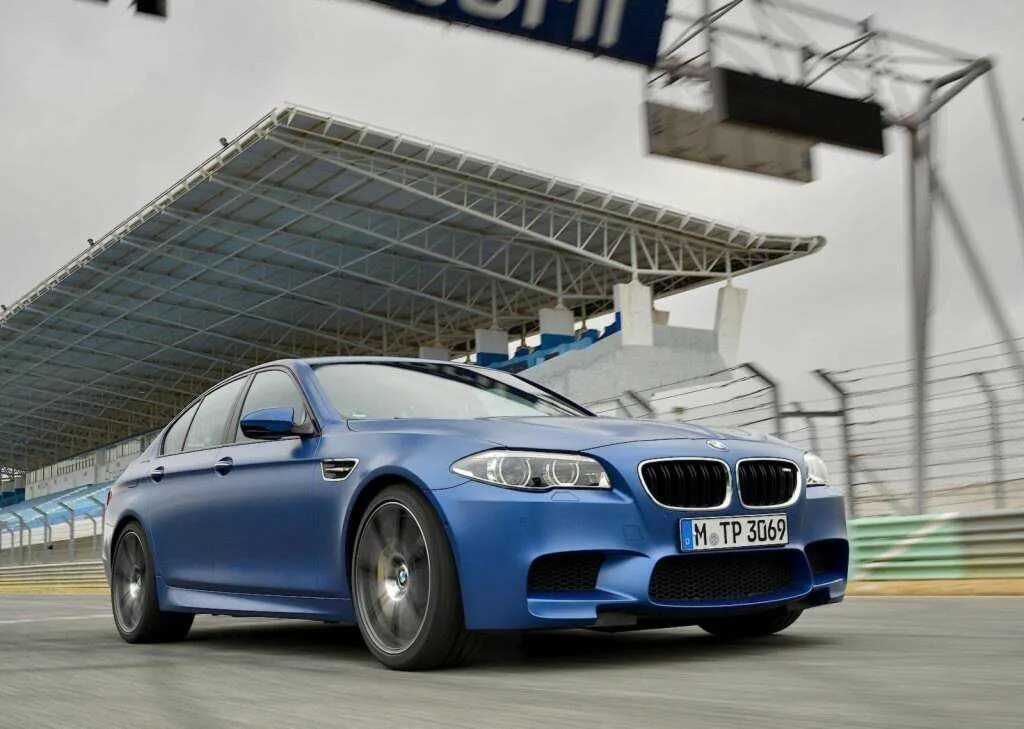 Бмв ф10 для бименджи драйв. Бмв м5 ф10. bmw m5 2014. bmw m5 f10 competition. bmw m5 f10 2014.