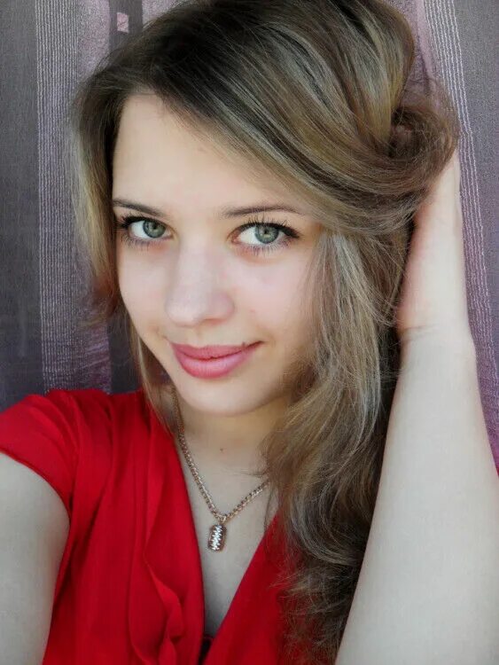 Https ru beauty com. Девушка 27 лет. Красивые девушки Владивостока. Девушка 24 года. Девушка 23 года.