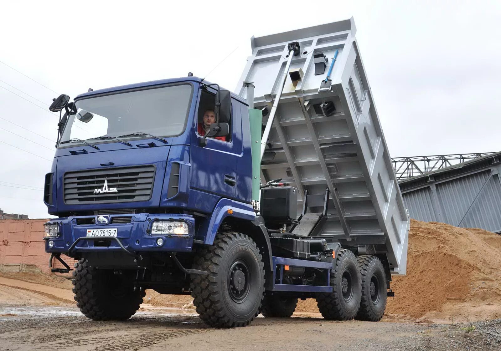 Камаз 6520 вездеход самосвал. Полноприводный самосвал. Маз 2021 самосвал. Псм урал самосвал. Маз-6502н9-422-052.