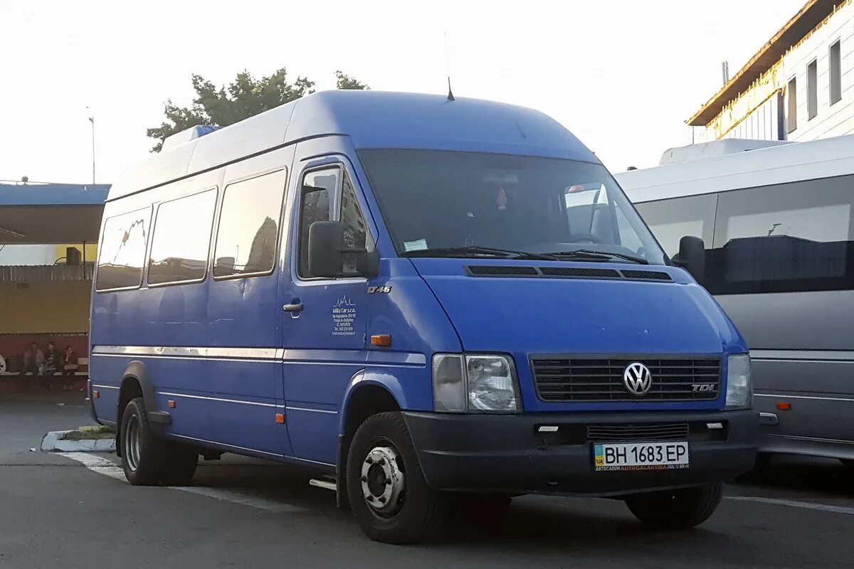 Купить фольксваген могилев. Фольксваген lt46. Фольксваген ЛТ 46. Volkswagen lt-46 (ц/м фургон). Volkswagen lt 46 Black 2002.