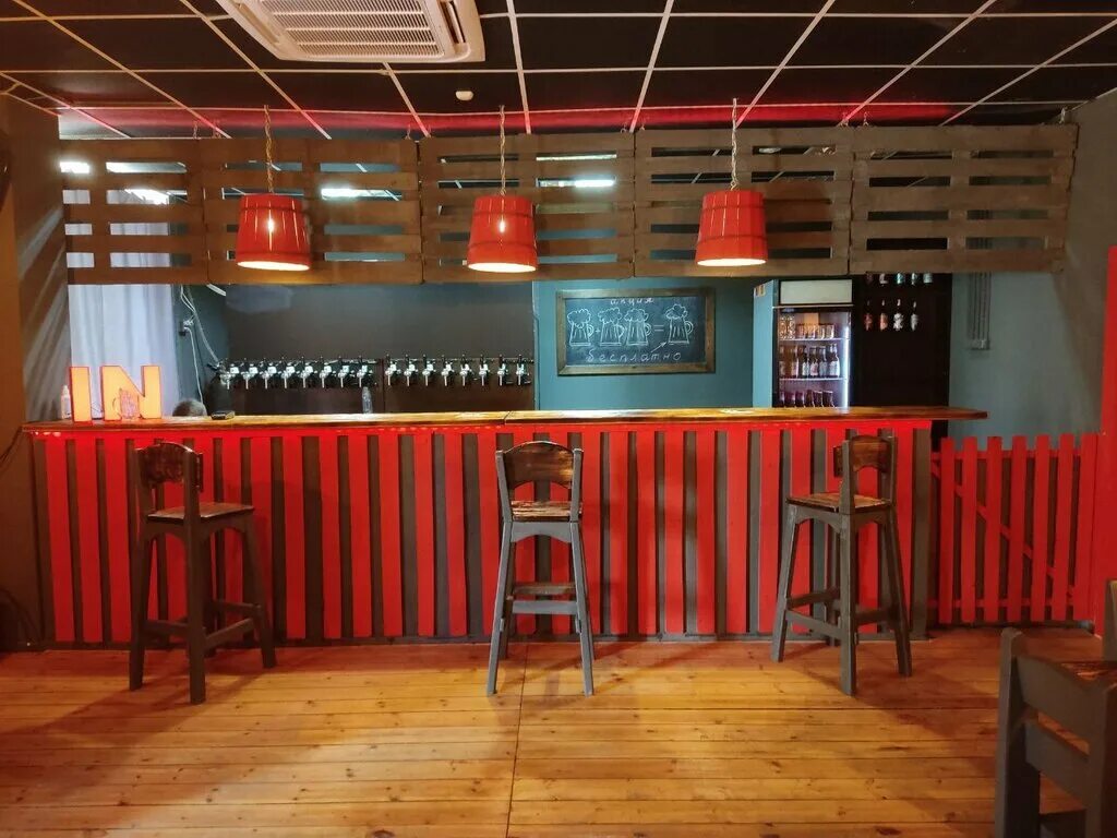 Удмуртская 163 ижевск фото. Красноармейская 154 ижевск. Кафе тюльпан астрахань. Красная улица, 154. Evos pizza.