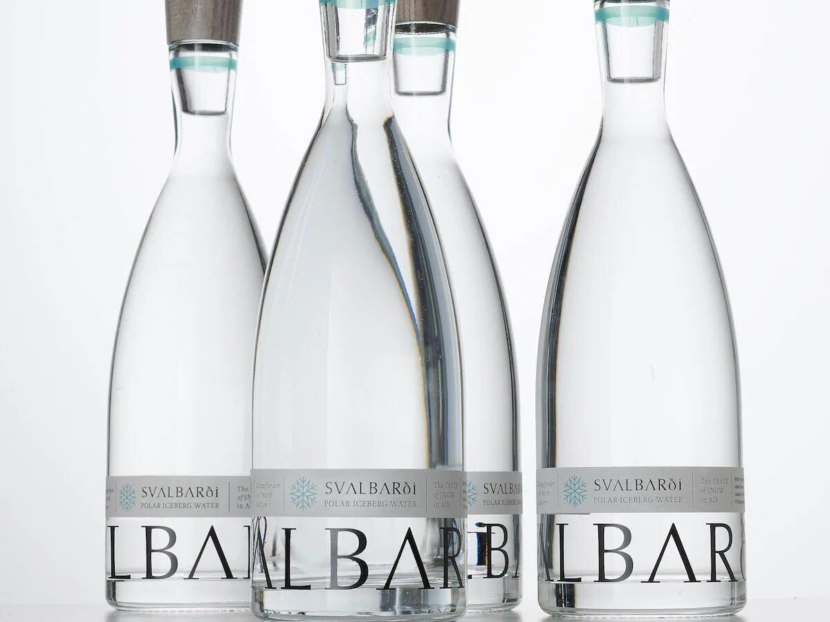 Самая дорогая минеральная вода. Дорогая вода в бутылках. luxury вода. iskilde вода.