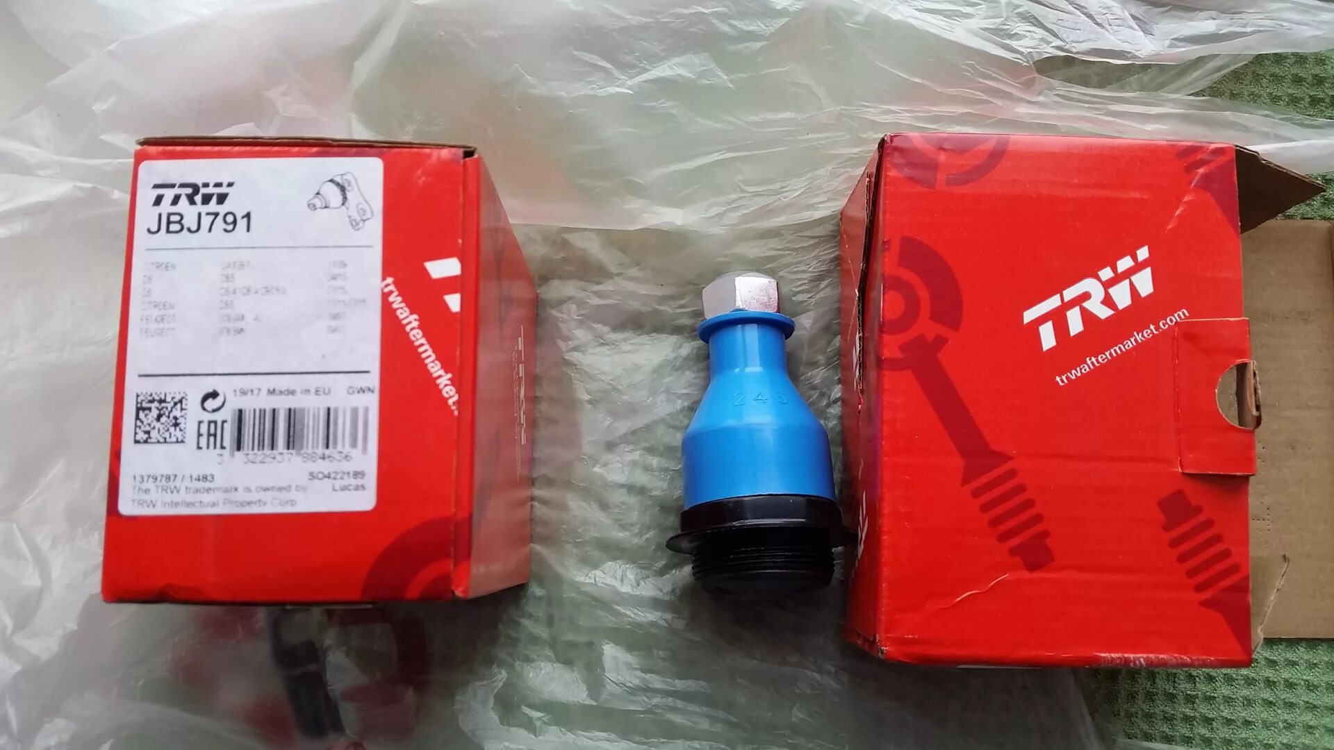 Trw jbj. Trw jbj 791. trw jbj701. jbj701 опора шаровая.