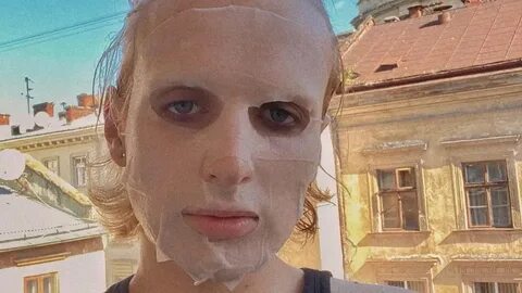 Трансгендер побил
