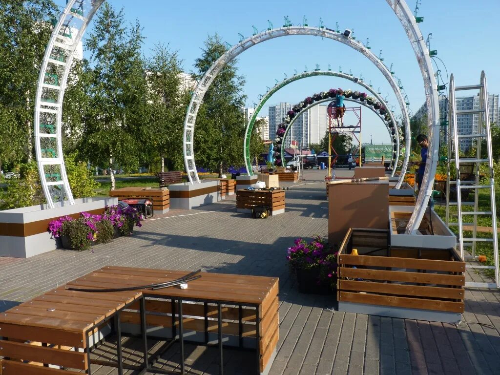 Москва парк городецкий бульвар городецкий бульвар. Средневековый замок на городецком бульваре. Ярмарка новокосино городецкая. Городецкий бульвар новокосино. Городецкий бульвар москва парк городецкий бульвар отзывы.