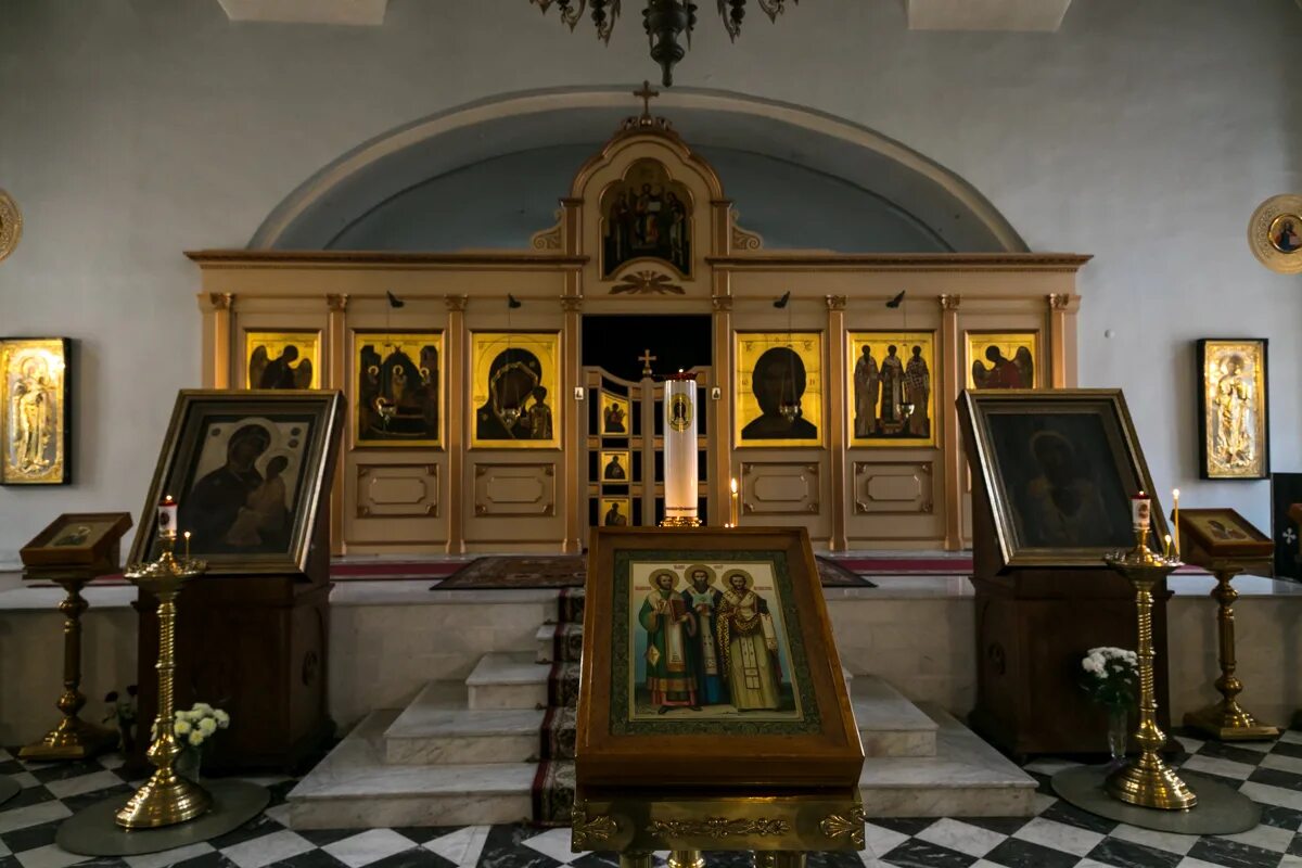 Храм трех святых. Храм трех святых