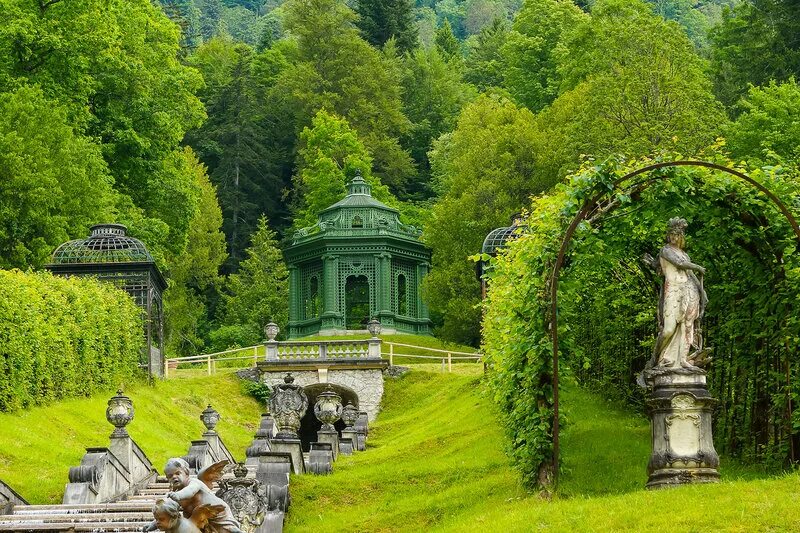 Линдерхоф парк. Линдерхоф Бавария. Замок Линдерхоф Германия сад. Ротонда парка Вильгельмсхёэ, Кассель, Германия. Легендарный сад