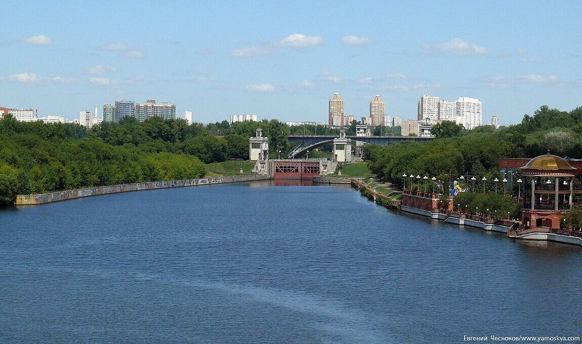 2 реки в москве названия. Шлюз канала Москвы-реки Щукино. Шлюз Щукино. Шлюзы Москва река Щукино. Канал Москва река Волга.