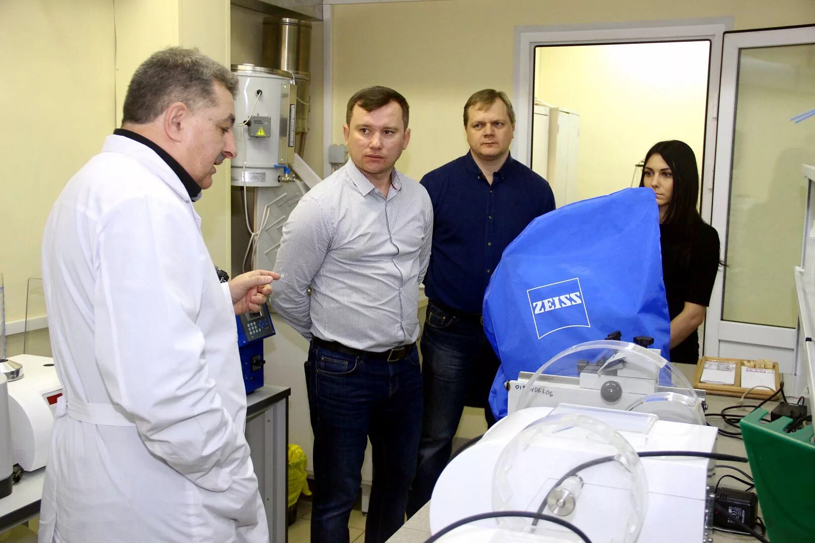 ренессанс косметик директор. как набрать персонал в агентство недвижимости. наша компания является ведущим специалистом. ренессанс брокер директор. ренессанс косметик барнаул вакансии.