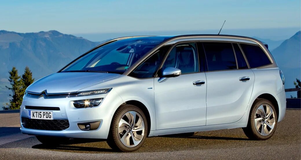 Used Ford Grand C-MAX Estate (2010 - 2019) Review Parkers