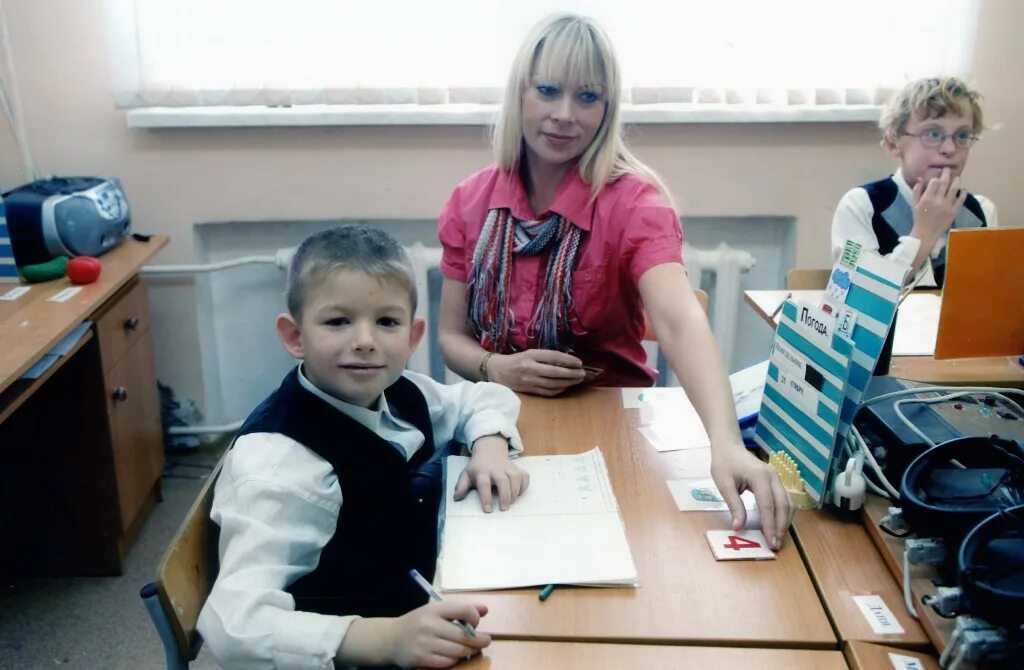 дом интернат березка сергиев посад. храм явления божией матери сергиев посад. интернат березка сергиев посад. сергиево-посадский детский дом слепоглухих сергиев посадский. сергиев посад дом интернат слепоглухих.