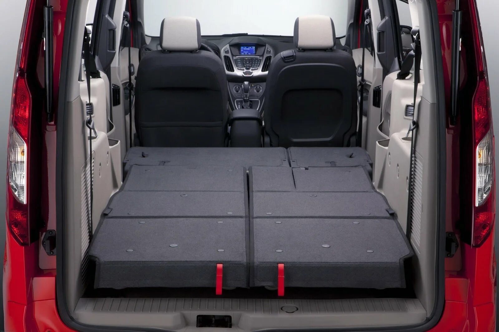 Дизель 8 мест. Peugeot boxer 8+1. Дизель 8 мест. Ford tourneo connect 2008 салон. Дизель 8 мест.