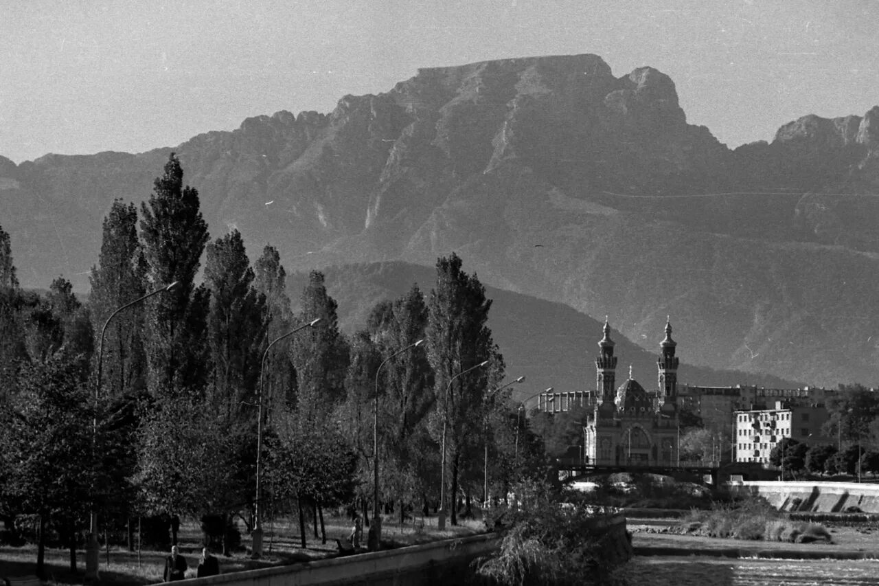 Владикавказ, гора Столовая - Picture of Vladikavkaz, Republic of North Ossetia-A