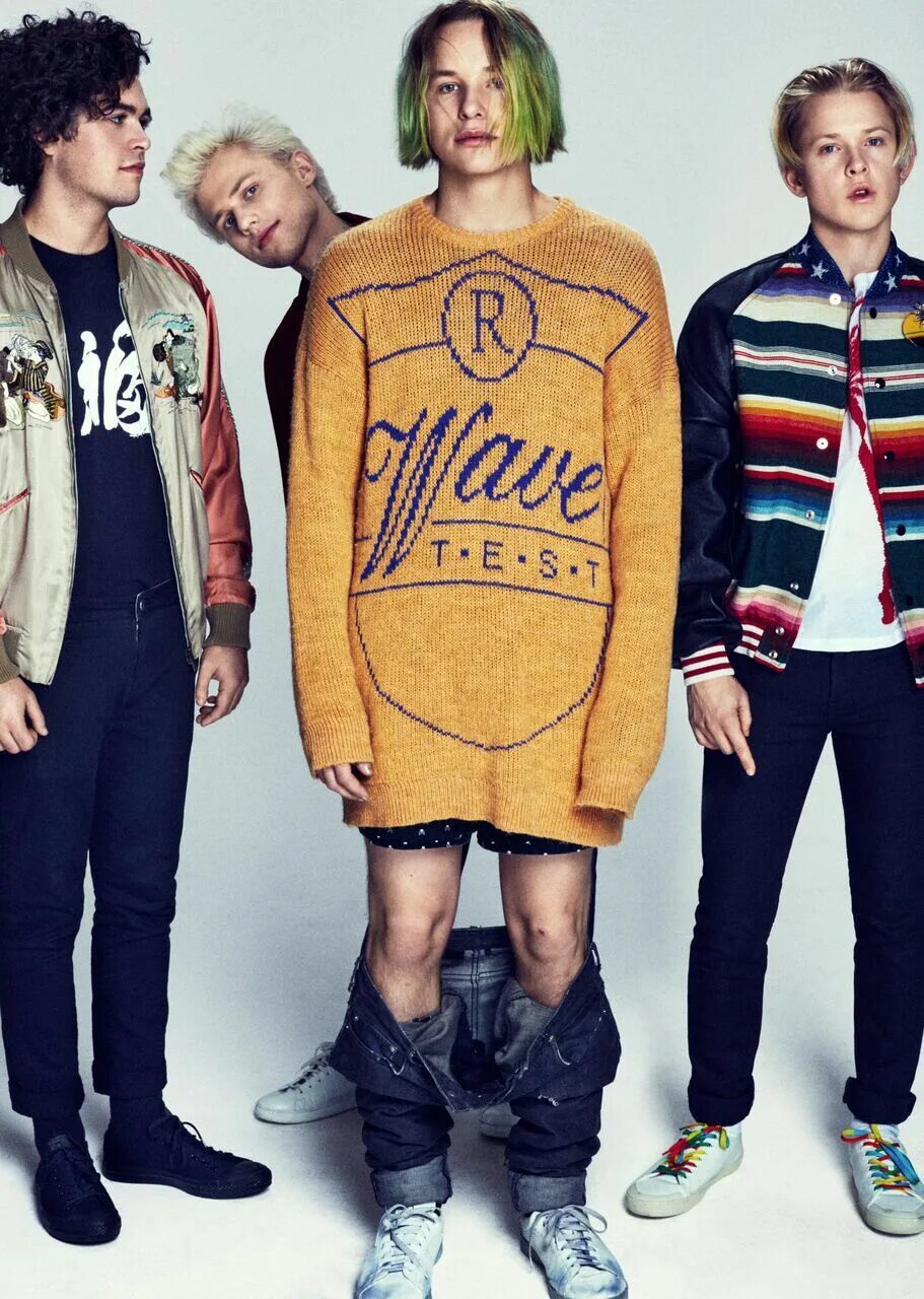 Электроник поп рок. Шабаев приключения электроников. R5. Электроник поп рок. Группа из трех мужчин.