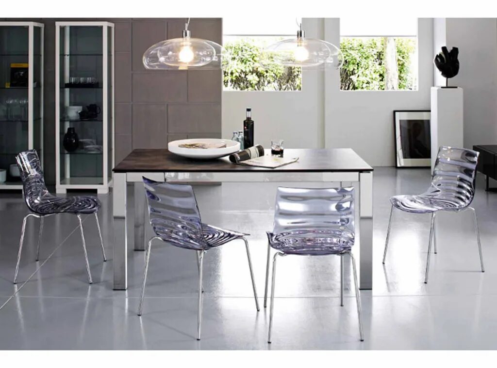 Какие стулья в моде для кухни. Стул l&#039;eau calligaris. стул cb1273 l&#039;eau. прозрачные стулья в интерьере. прозрачные стулья для кухни.