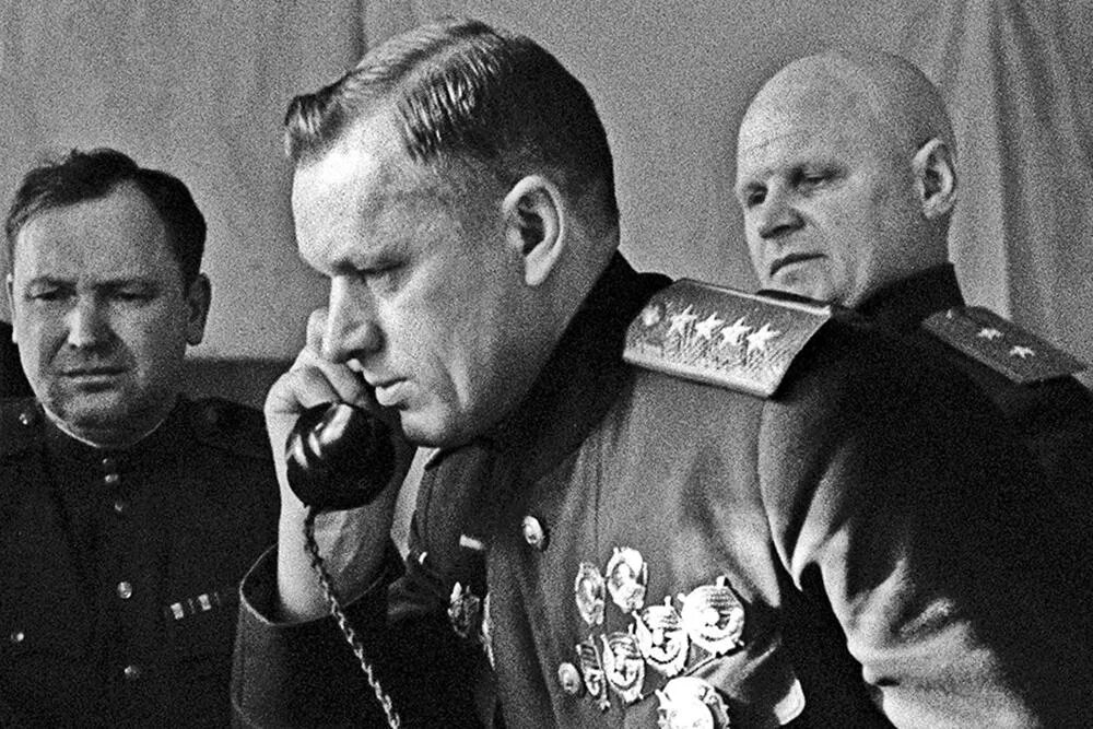 Рокоссовский 1941. Рокоссовский Маршал Польши. В 1944 году генерал