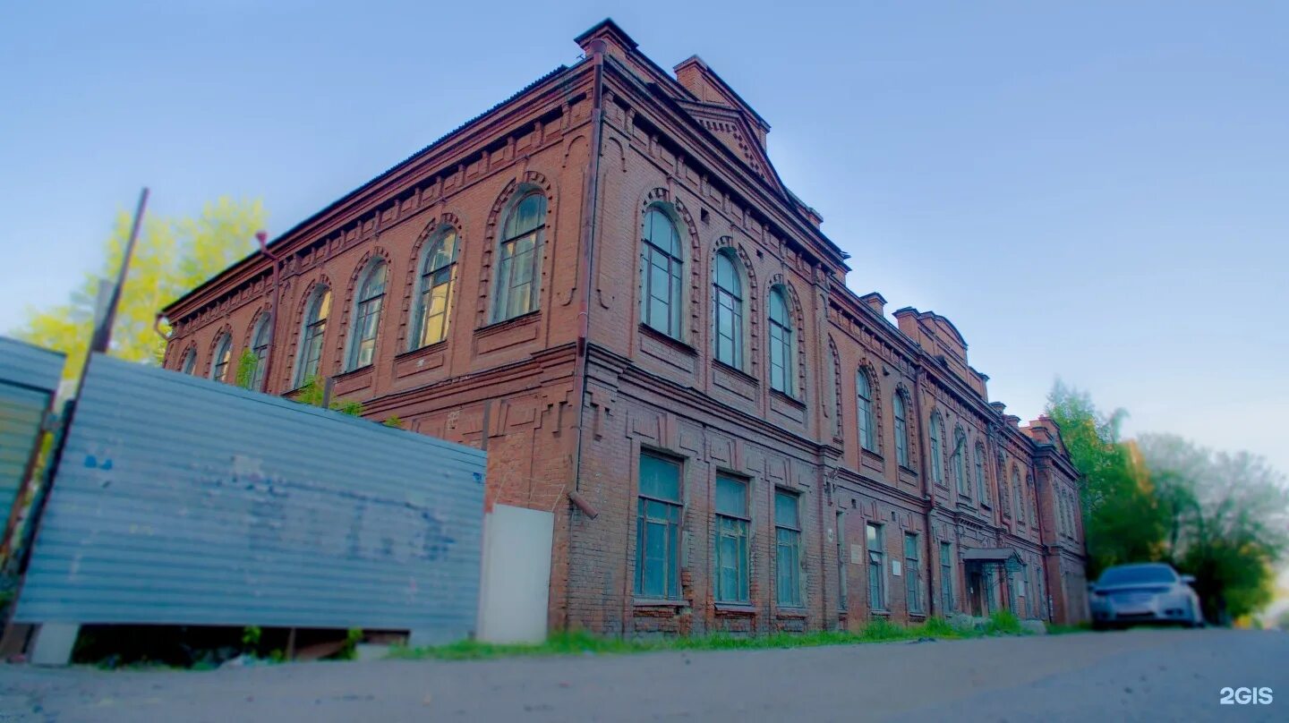 Музей ул куйбышева. Остановка городской музей Омск. Городской музей Омск Куйбышева 48. Куйбышева 48 Омск. Куйбышева 10 Омск.