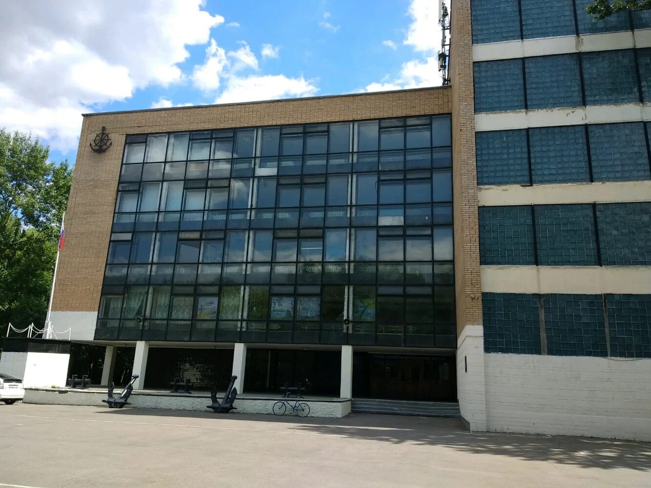 Вавт москва. Московский филиал российской международной академии туризма. Колледж авт рут миит. Московский институт инженеров водного транспорта. Академия водного транспорта коломенская.