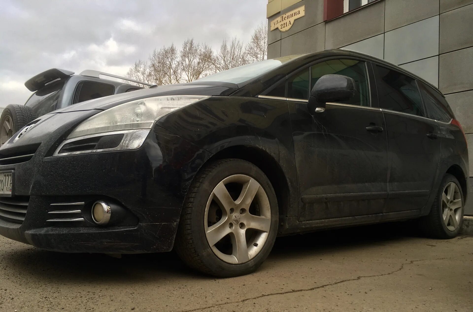 Пежо 5008 2010 года. Колеса peugeot 3008. Диски 5008. Оригинальные диски peugeot 5008. Диск carwel агма (1719) 7/5x108/50/63.