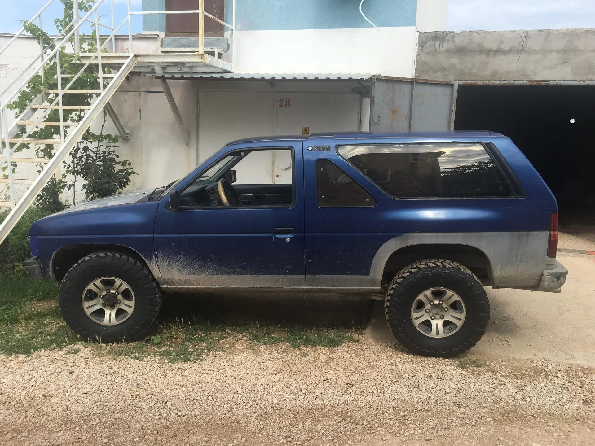 Nissan terrano 3. Ниссан террано 89г. Nissan terrano 3. Ниссан террано 1 поколения. Ниссан террано 1989.