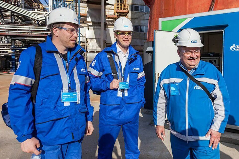 Женщина нефтяник. Нк нпз. Средняя зарплата на мозырском нпз. Завод оренбург нефтеперерабатывающий в оренбурге. Зарплаты в нефтегазовой отрасли.