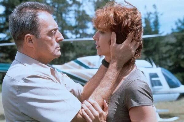 на последнем берегу 2000 отзывы. на последнем берегу фильм катастрофа. на дальних берегах фильм катастрофа. фильм рассела малкэхи на последнем берегу. на последнем берегу фильм 2000 арманд ассанте.