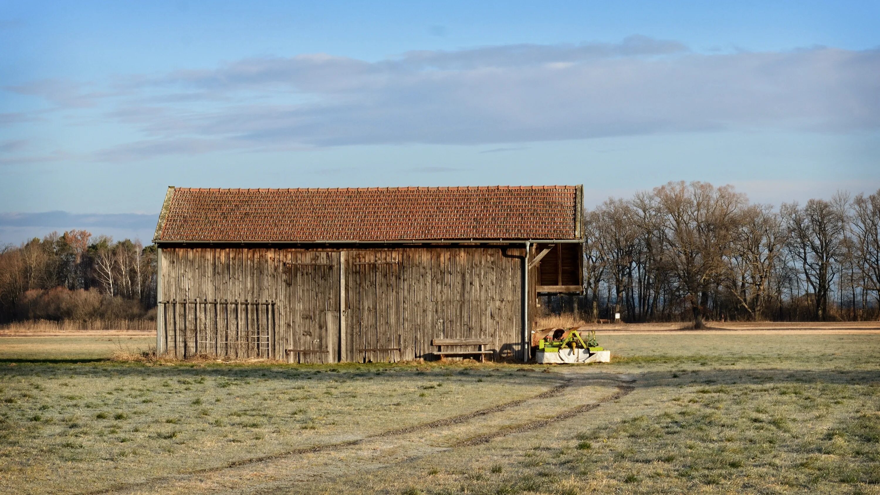 Дом хлев. Дом хлев. Дом хлев. Ферма амбар. Красивый сарай.