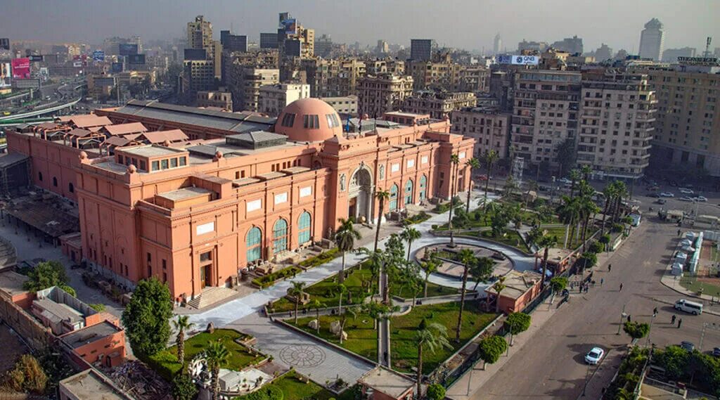 Каир 2023. Египетский музей в Каире. Военный музей в Каире. Архитектура Каирский университет, Египет.